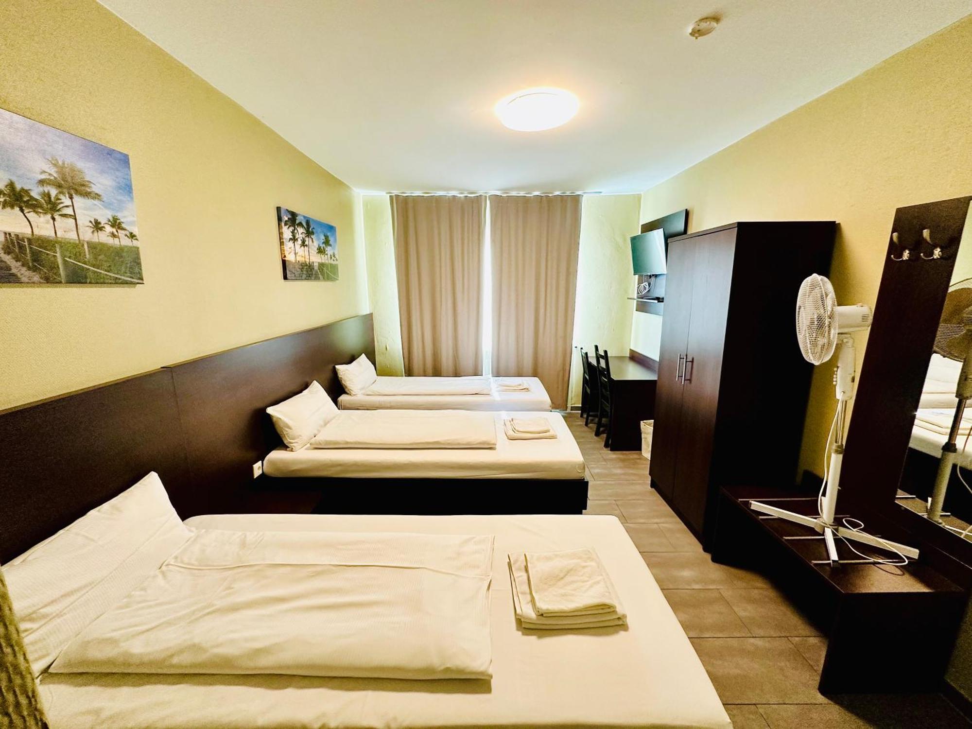 Hotel City Star Frankfurt am Main Ngoại thất bức ảnh