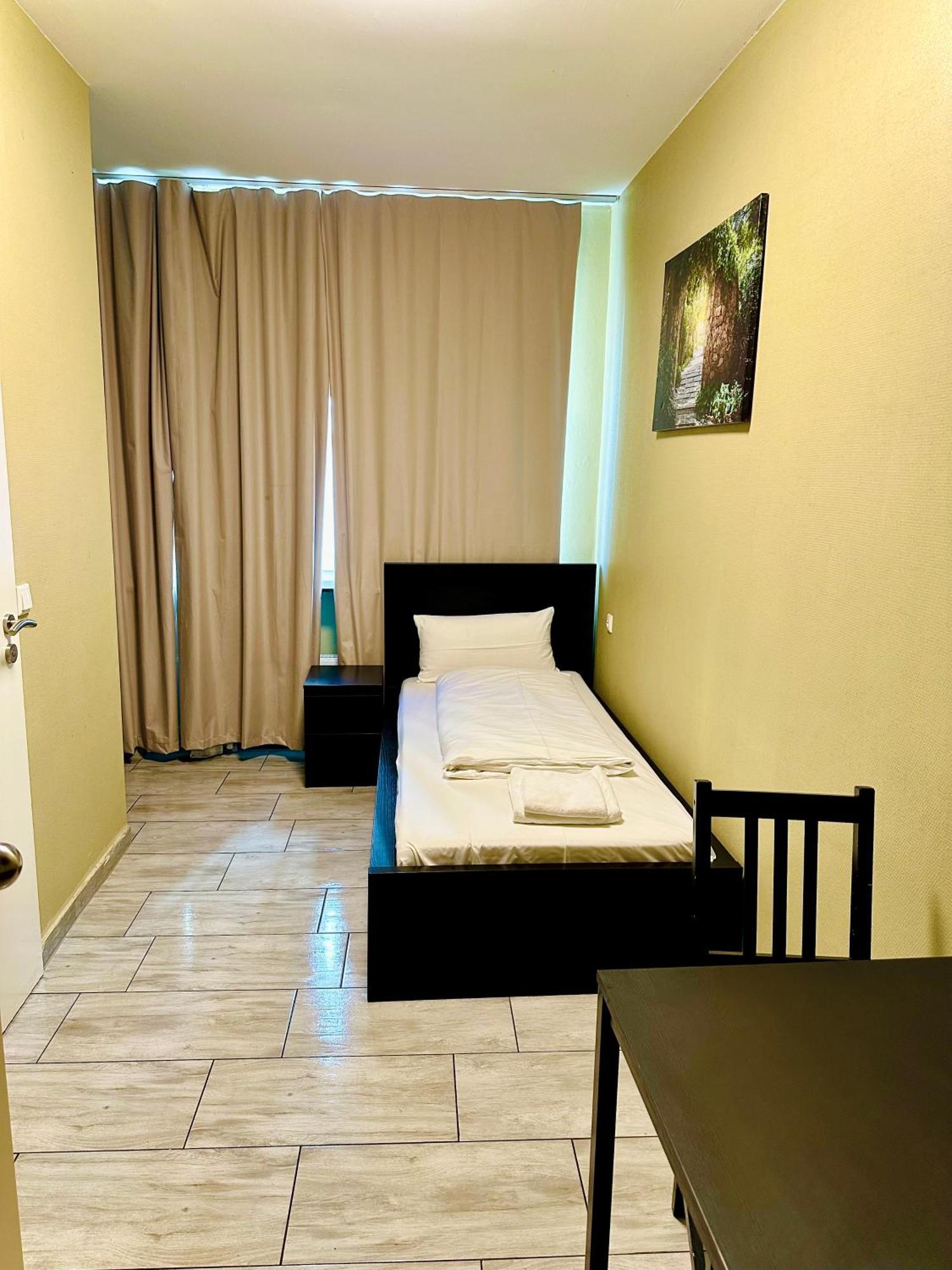 Hotel City Star Frankfurt am Main Ngoại thất bức ảnh