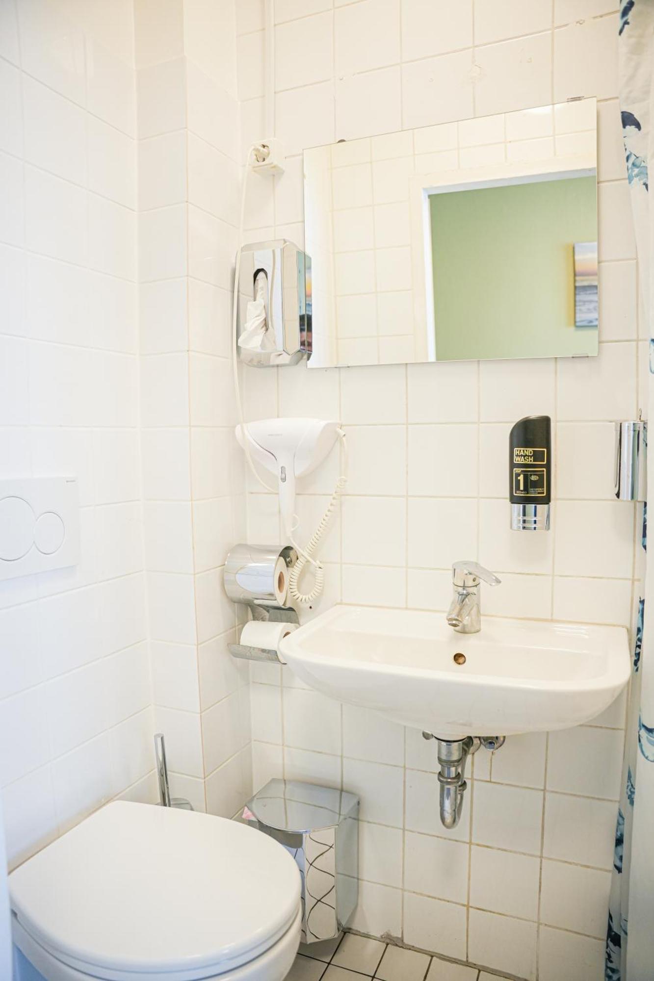 Hotel City Star Frankfurt am Main Ngoại thất bức ảnh