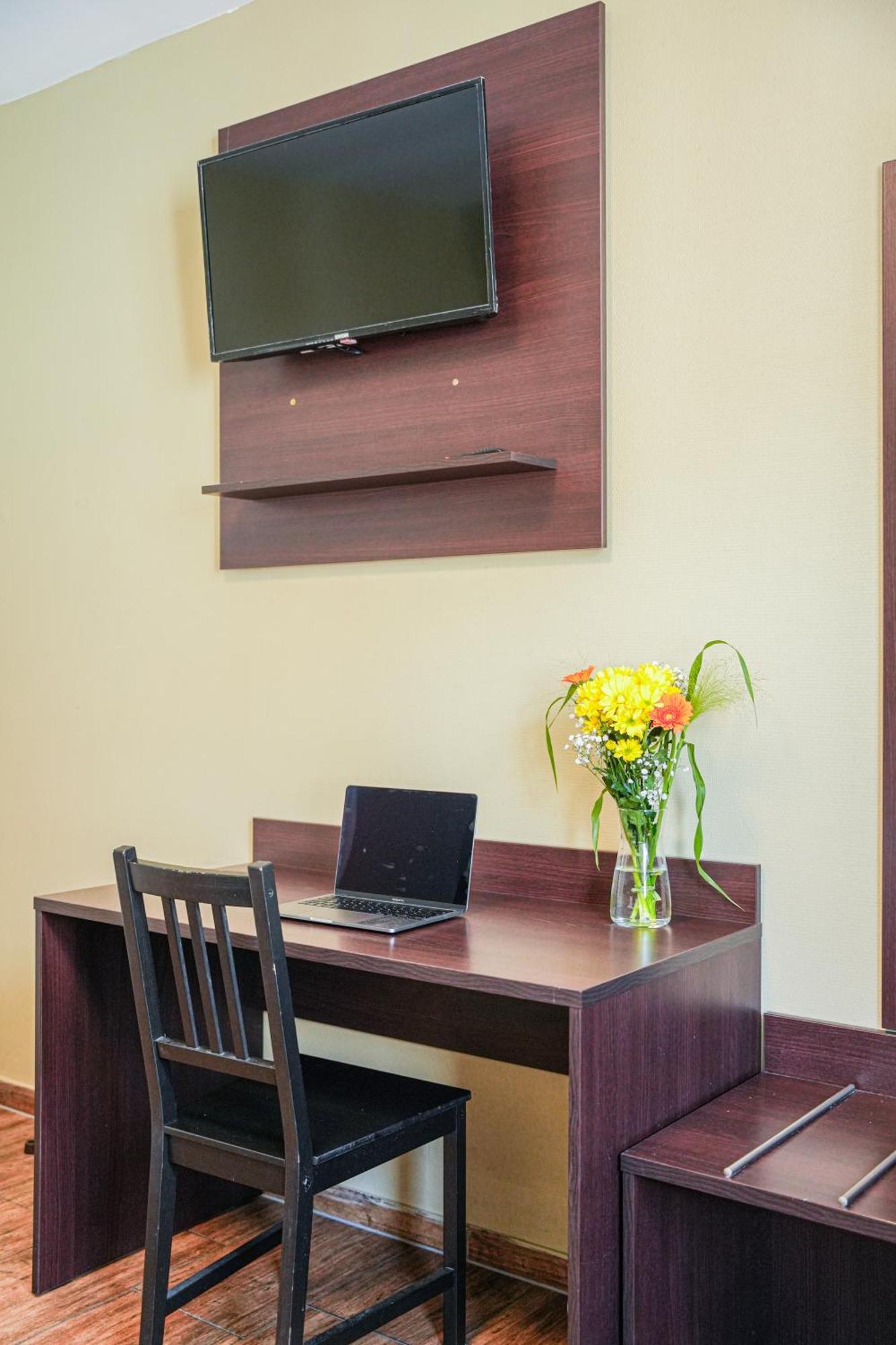 Hotel City Star Frankfurt am Main Ngoại thất bức ảnh